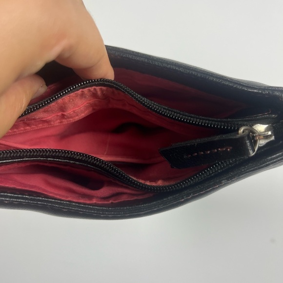 Liz Claiborne Y2K “M” Leather Shoulder Bag Mini Purse - Picture 5 of 5